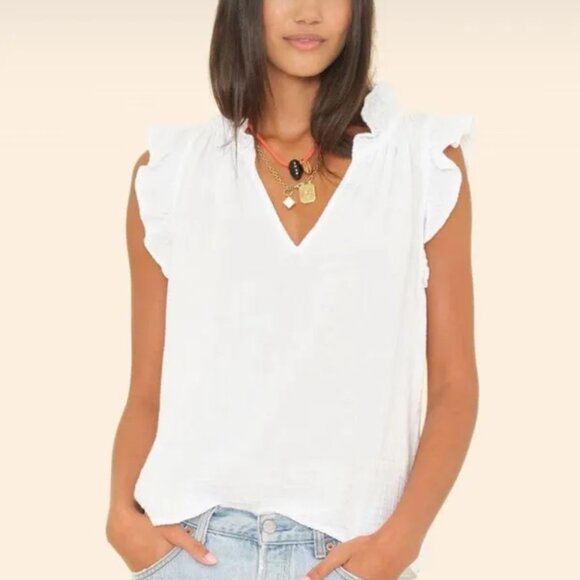 XiRENA White Box Gauze Top - Picture 1 of 9